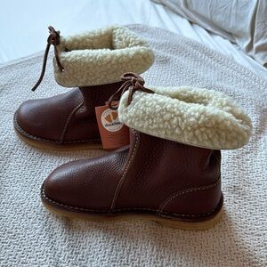 Women’s Duckfeet Boots - Never Worn